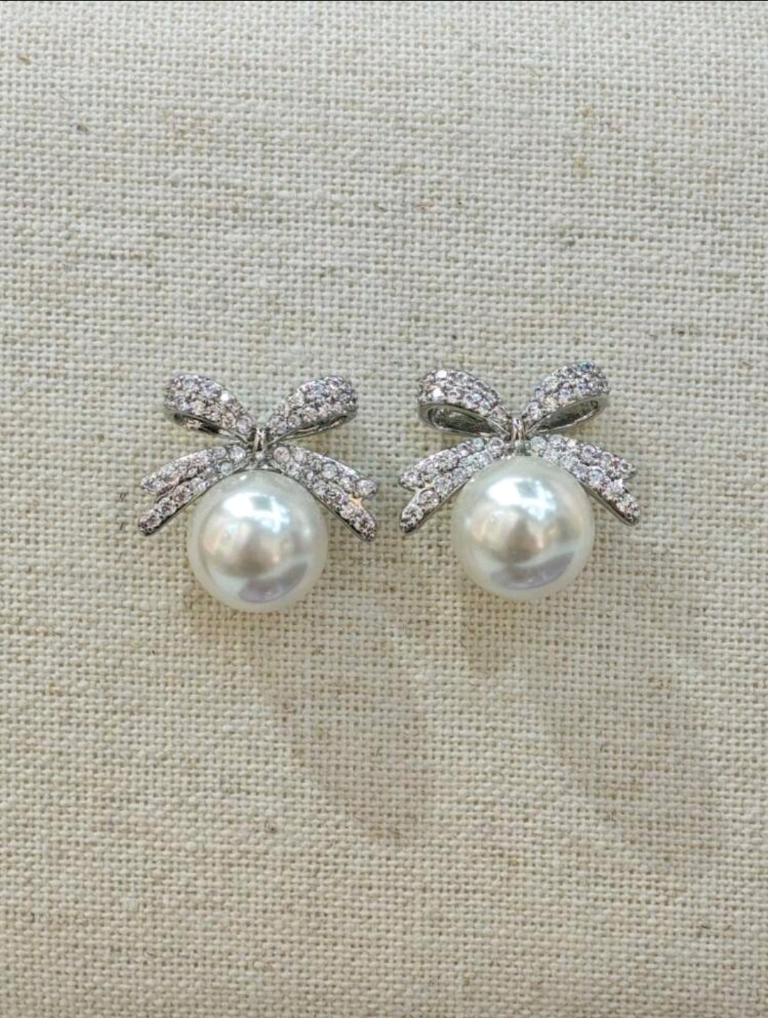 Faux Pearl Rhinestone Bow